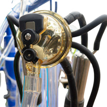 Cargar imagen en el visor de la galería, ORDEÑADORA MODEL 1 A GASOLINA C/PULSACIÓN NEUMÁTICA 2 ESTACIONES
